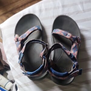 💜Teva Kids' Blue and Pink Sandals‎